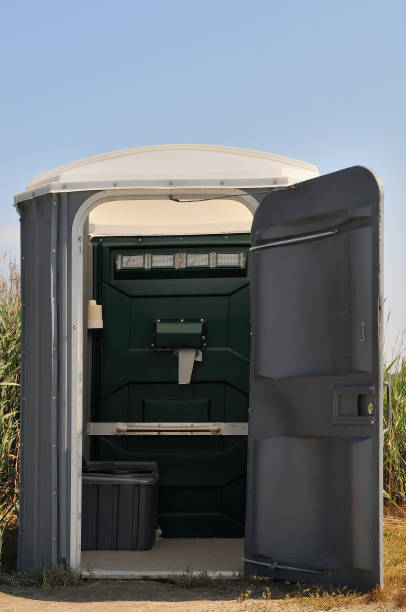 Portable Toilet Options We Offer in Brownfield, TX